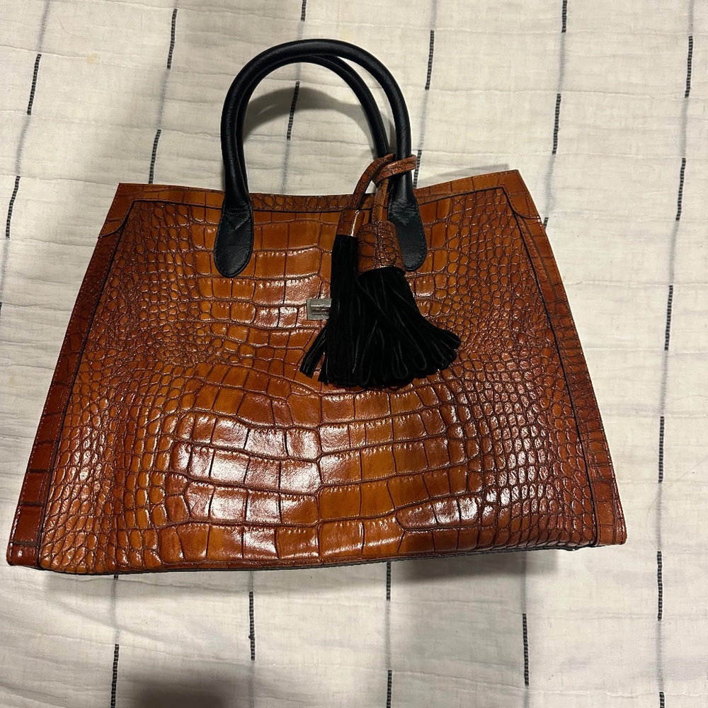 Elegant Brown Alligator Leather Women’s Briefcase – Timeless Professional Style